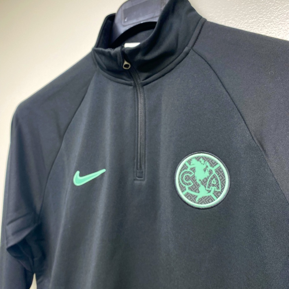 Nike 2022 Club America Academy Pro Drill Top
